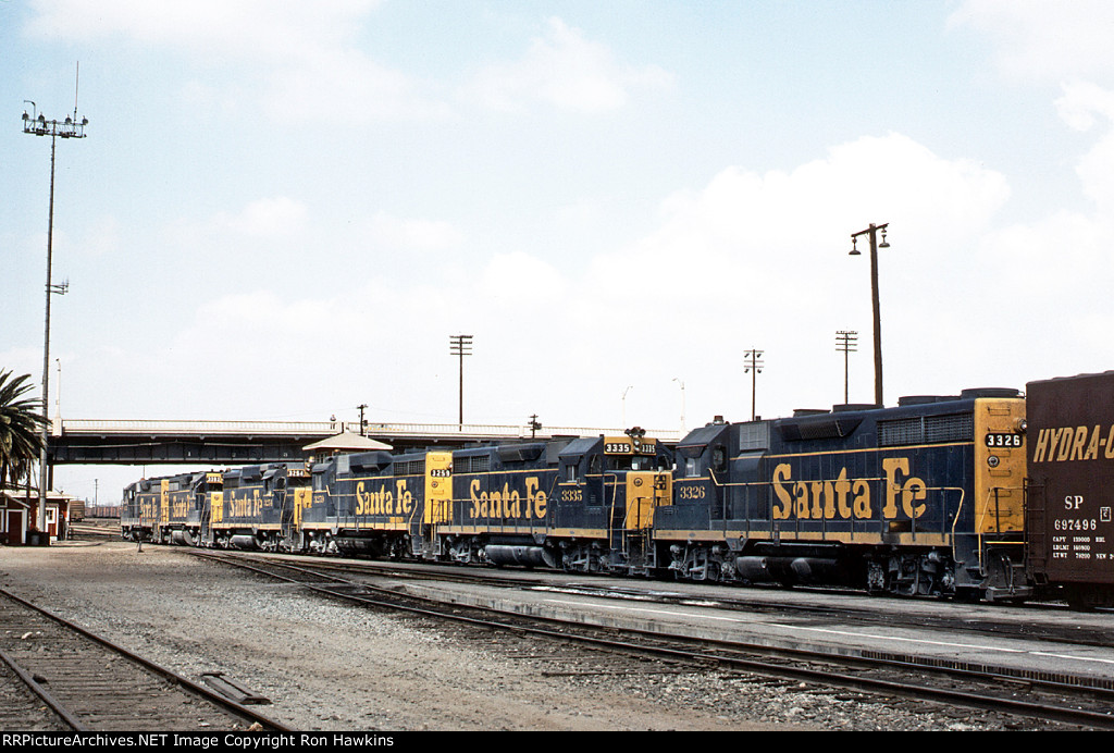 ATSF 3372 (REPOST)